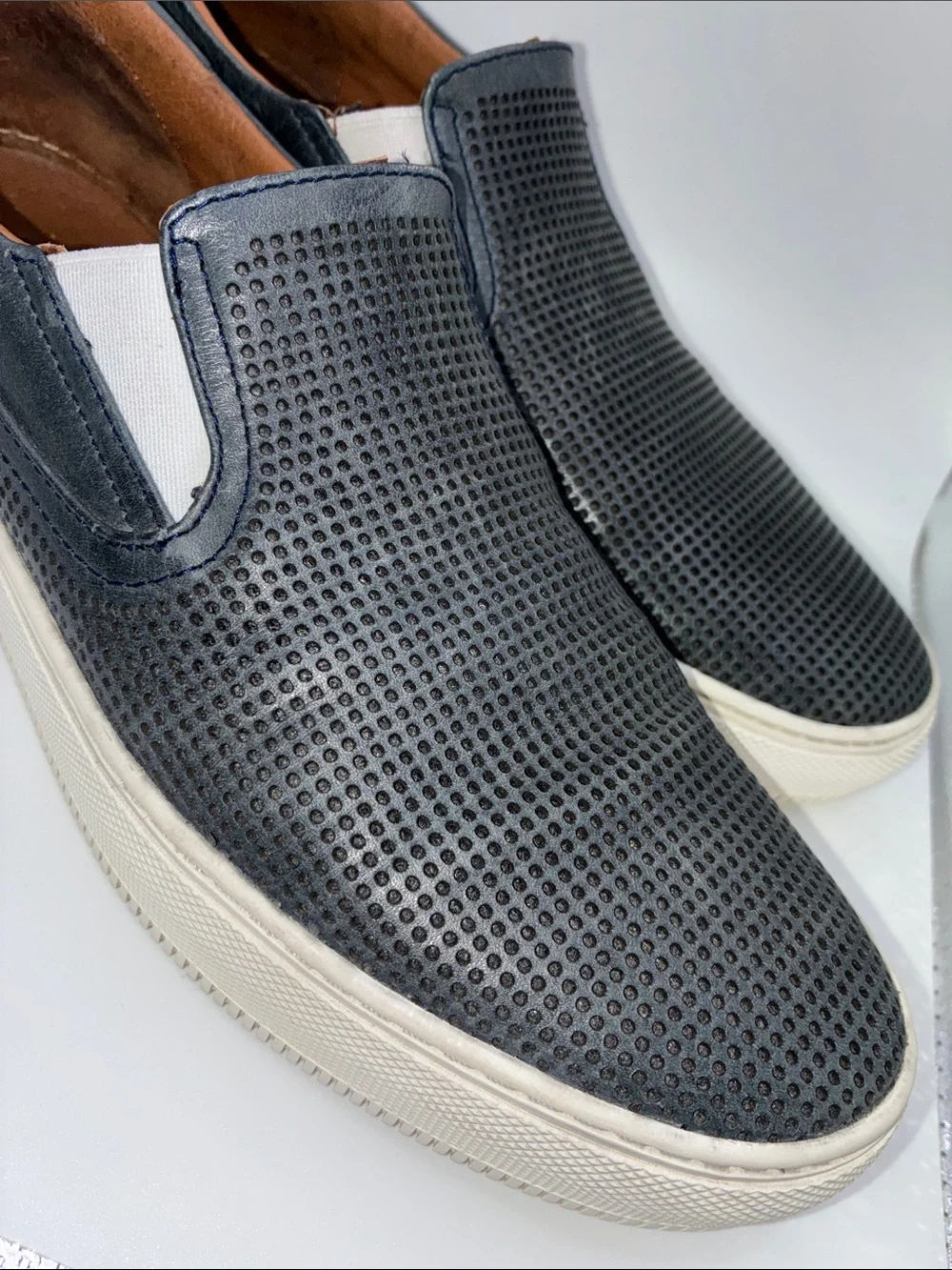 Frye Mens Astor Perforated Slip-on Sneakers